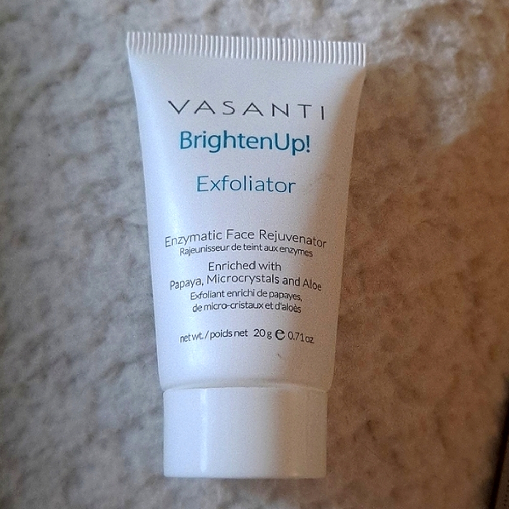 Vasanti BrightenUp! Exfoliator